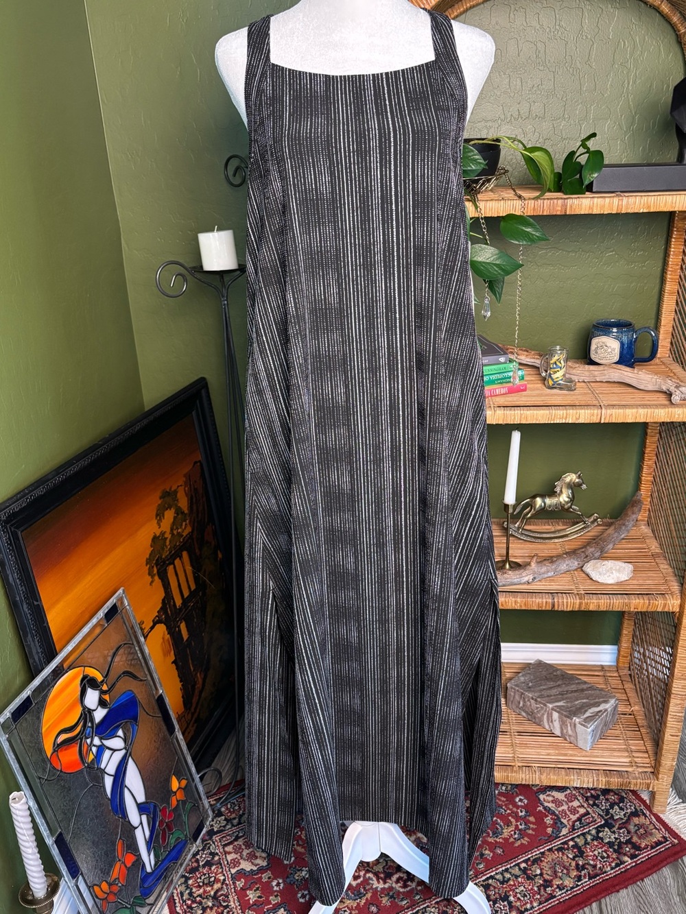NWT Athleta Light Black & Gray Striped Sleeveless Criss Cross Back Maxi Dress
